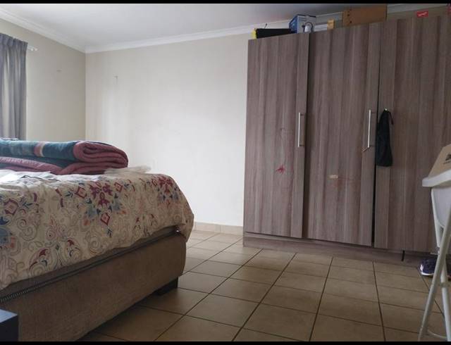 4 BEDROOM HOUSE FOR SALE IN SKY CITY